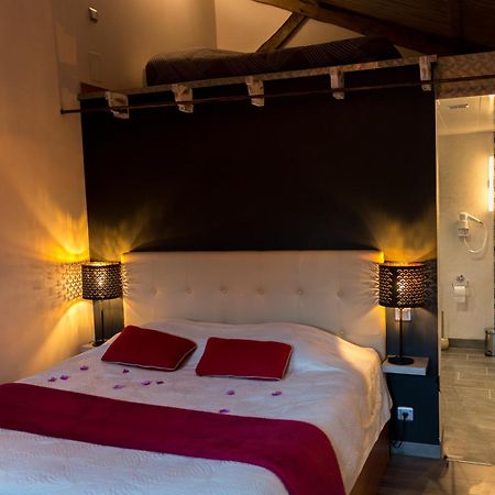 O Delices De La Monnerie Hotell Bourgnac Exteriör bild